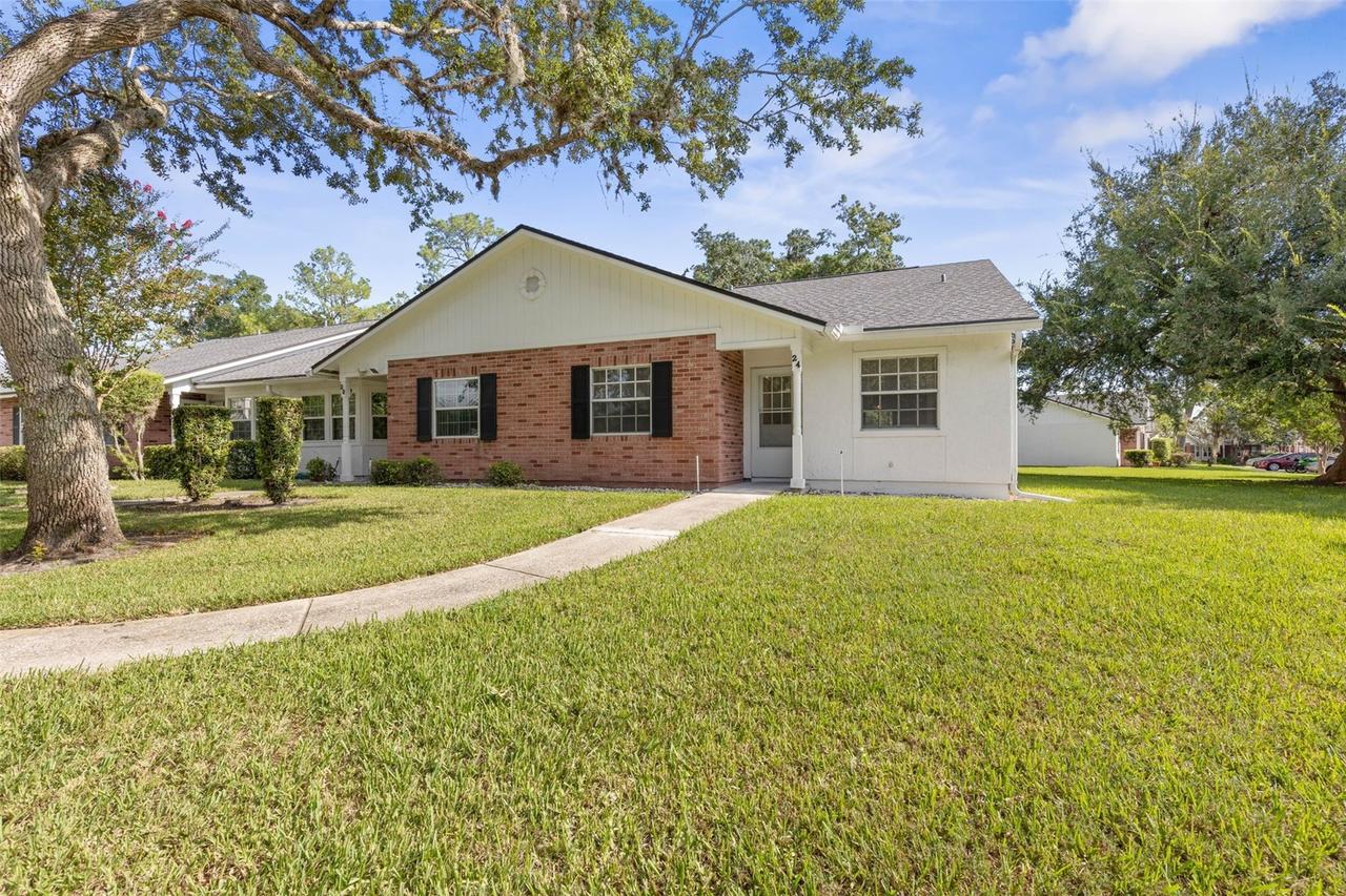 24 Kings Colony Ct., Palm Coast, FL 32137