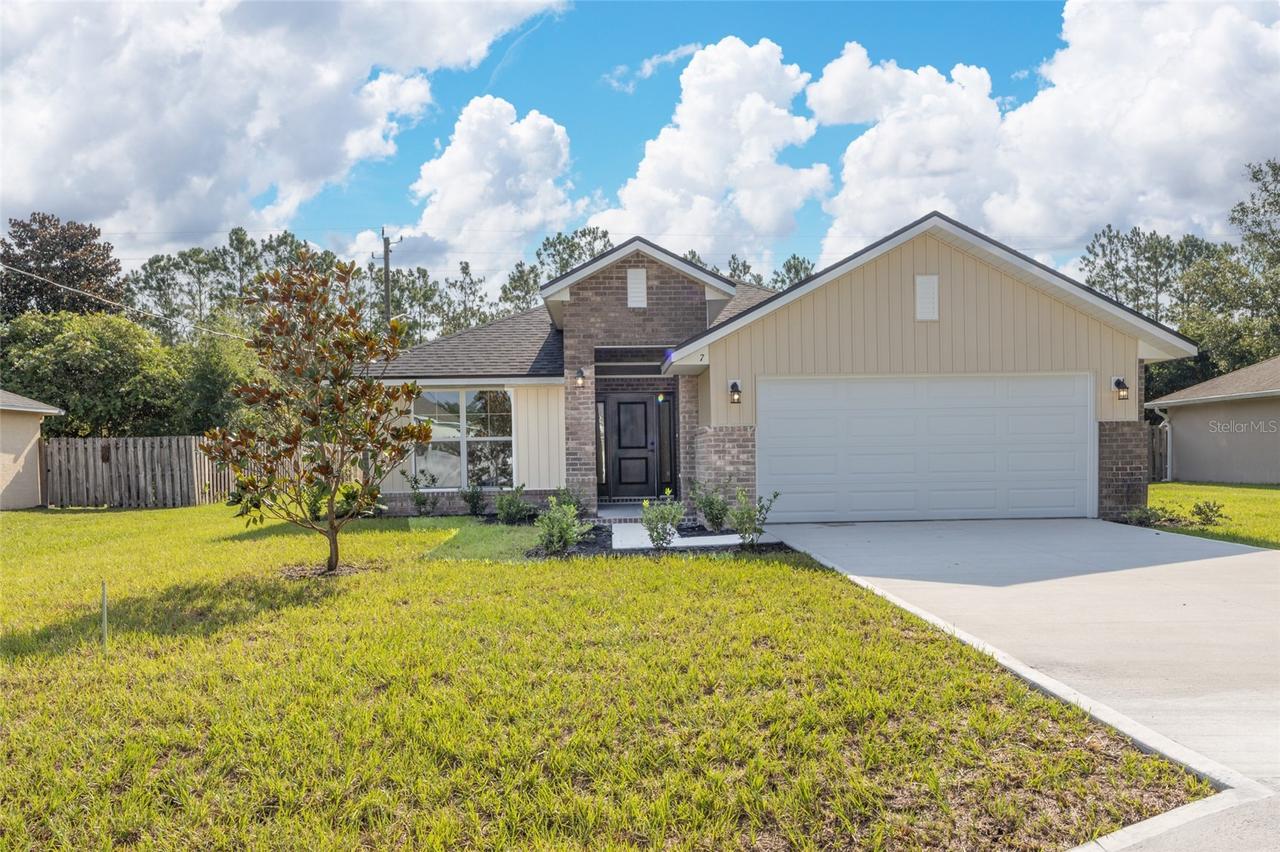 7 Zircon Ct., Palm Coast, FL 32164