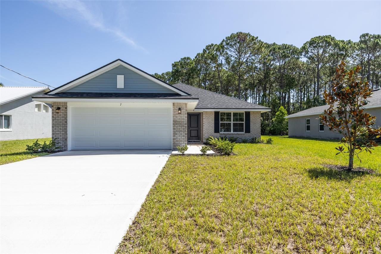 7 Ullynn Pl., Palm Coast, FL 32164