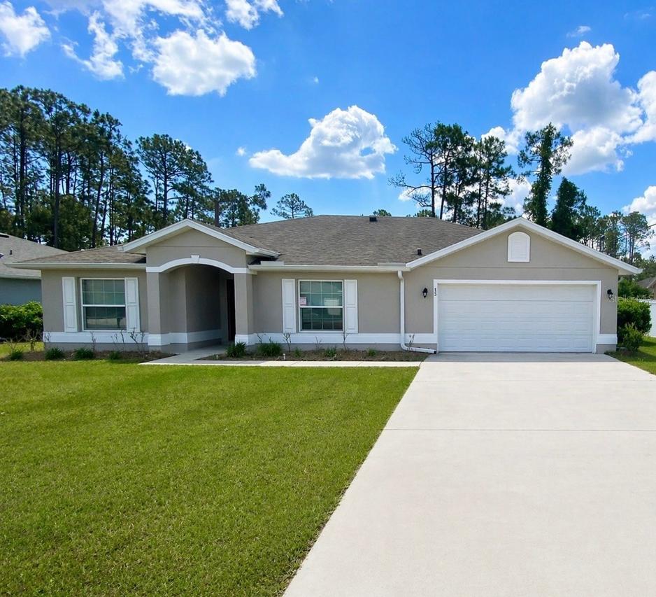 12 Squadron Pl., Palm Coast, FL 32164