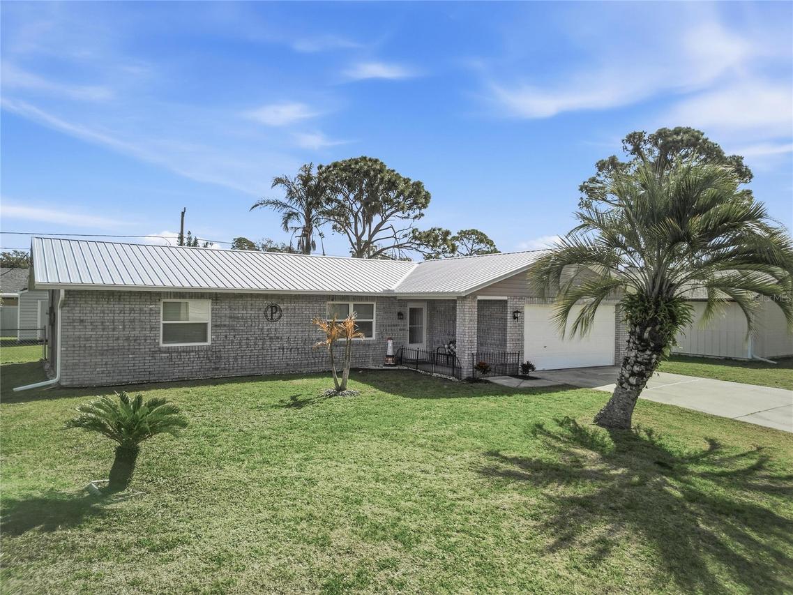 3035 Queen Palm Dr., Edgewater, FL 32141