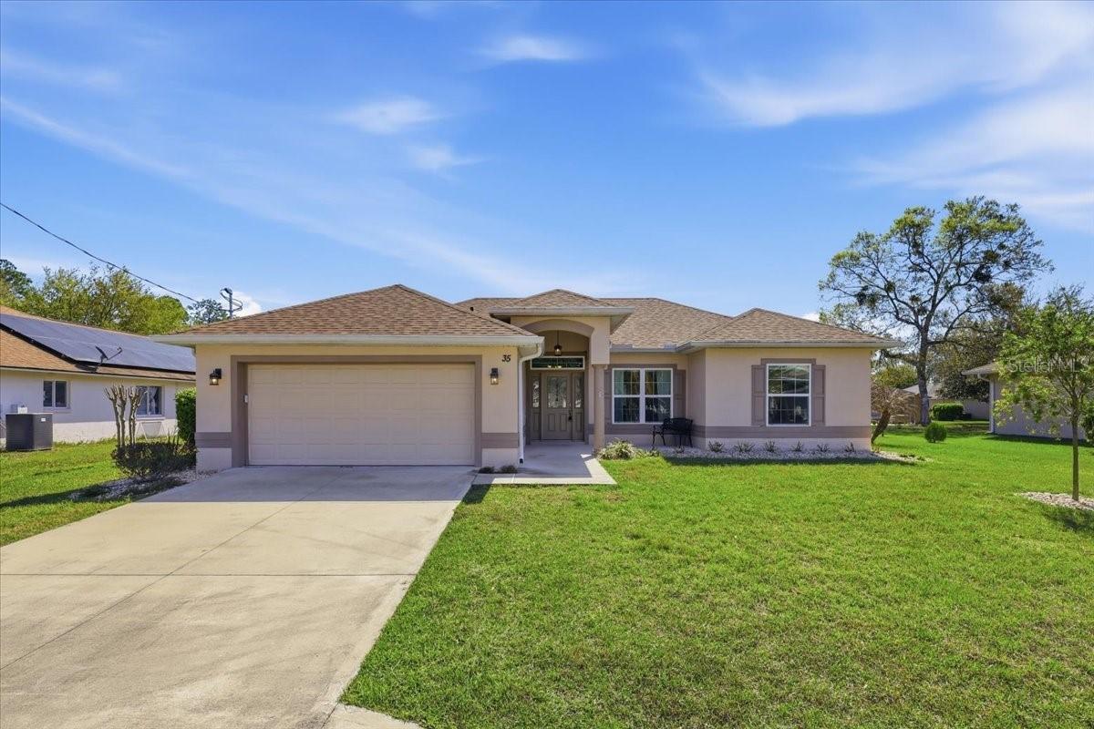 35 Edge Ln., Palm Coast, FL 32164