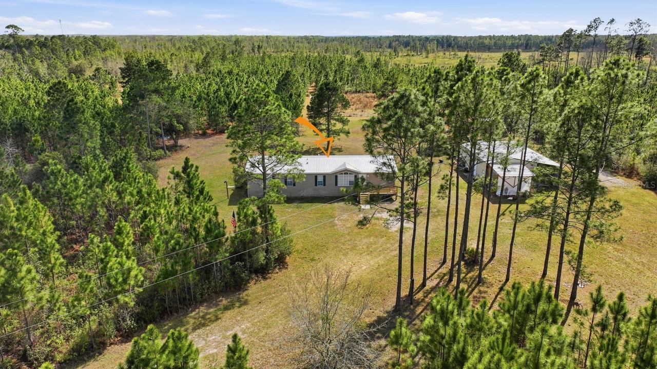 299 Cayenne St., Interlachen, FL 32148