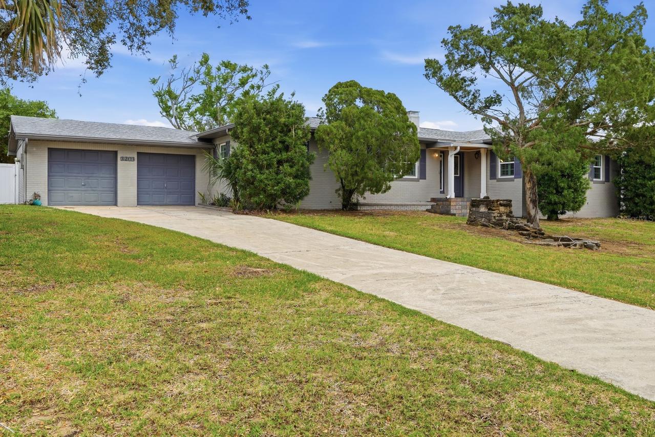 2203 S Peninsula Dr., Daytona Beach, FL 32118