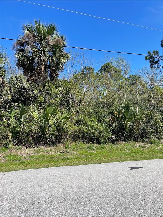 112 Laramie Dr., Palm Coast, FL 32137