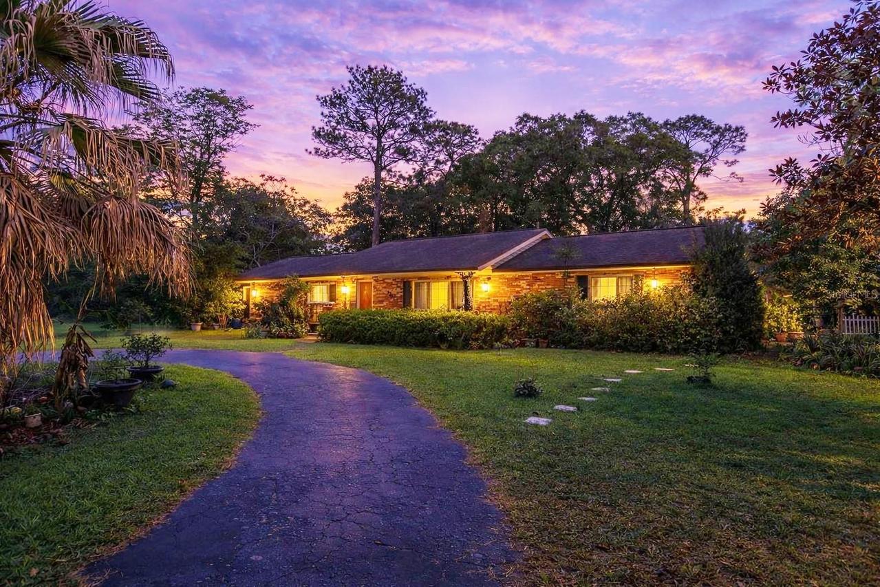 701 SE 49th Ave., Ocala, FL 34471