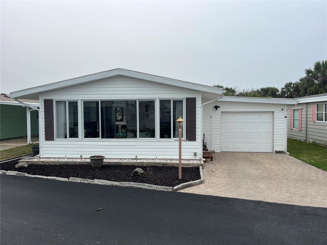 4 Windward Dr., Flagler Beach, FL 32136