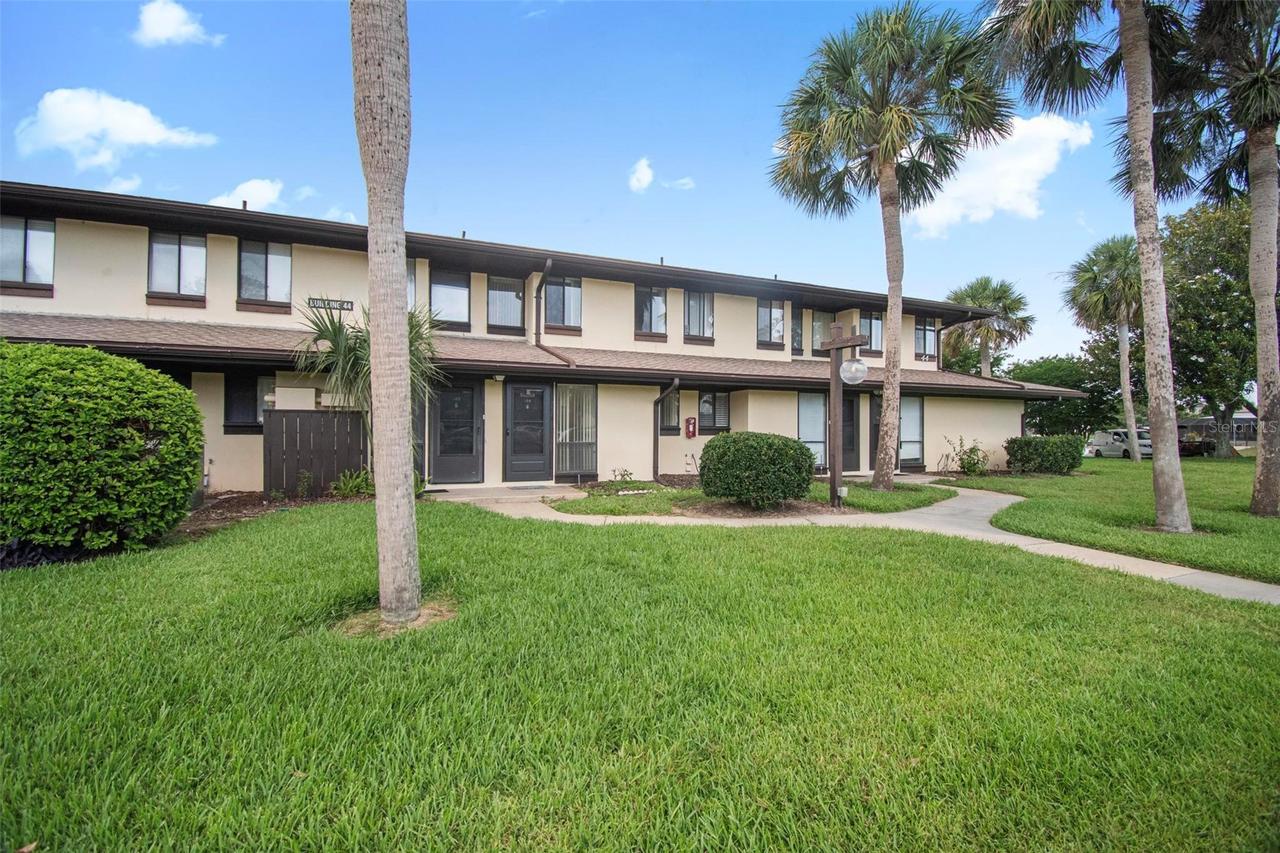 44 Club House Dr. #106, Palm Coast, FL 32137