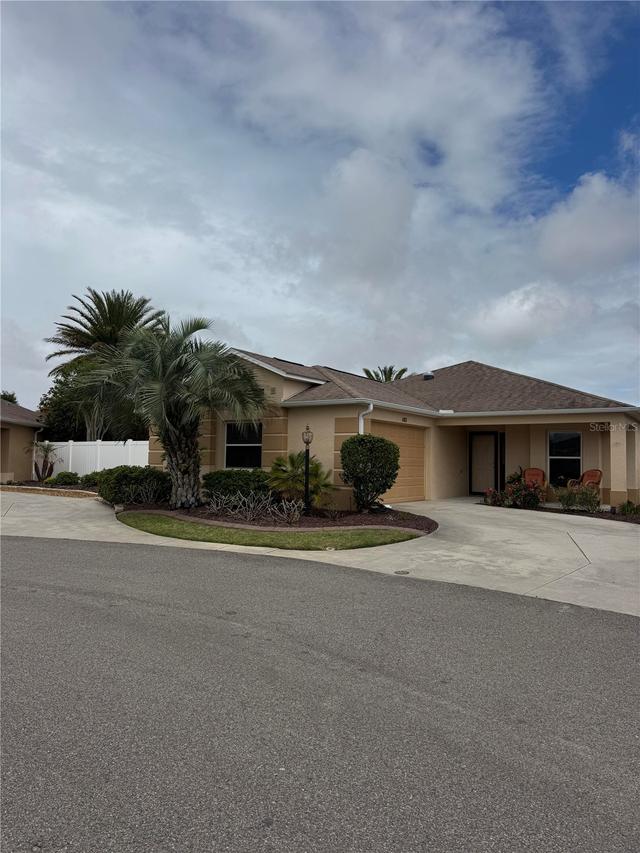 1883 Loadstar Ave., The Villages, FL 32162