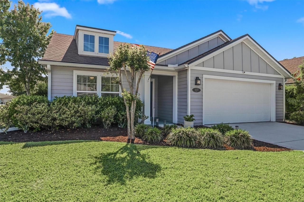 127 Crepe Myrtle Ct., Palm Coast, FL 32164