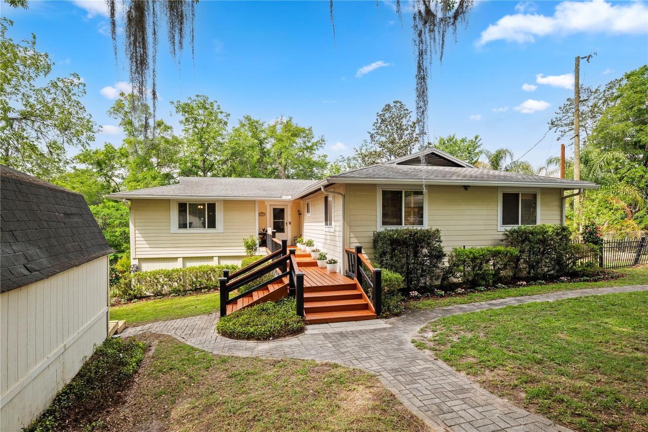212 Wesley Rd., Green Cove Springs, FL 32043
