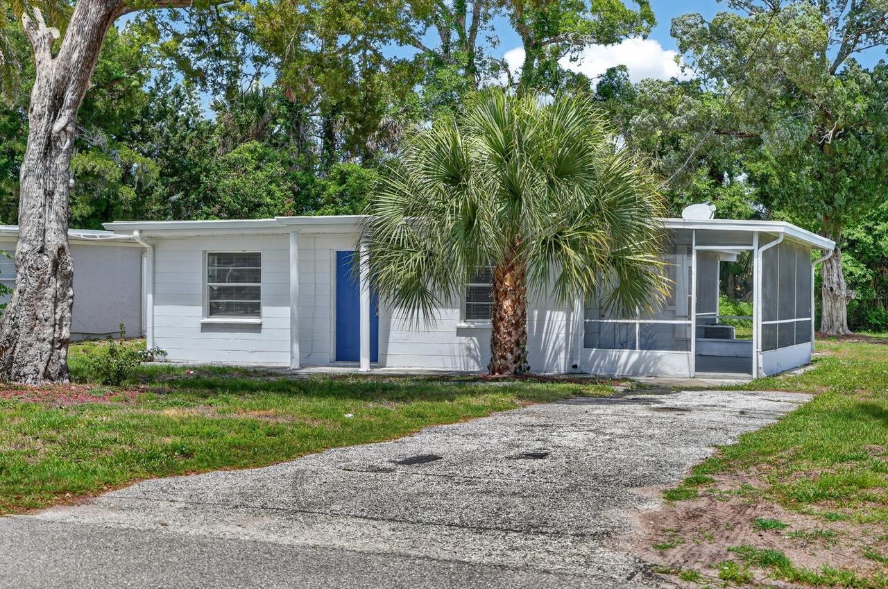 2425 Anastasia Dr., South Daytona, FL 32119