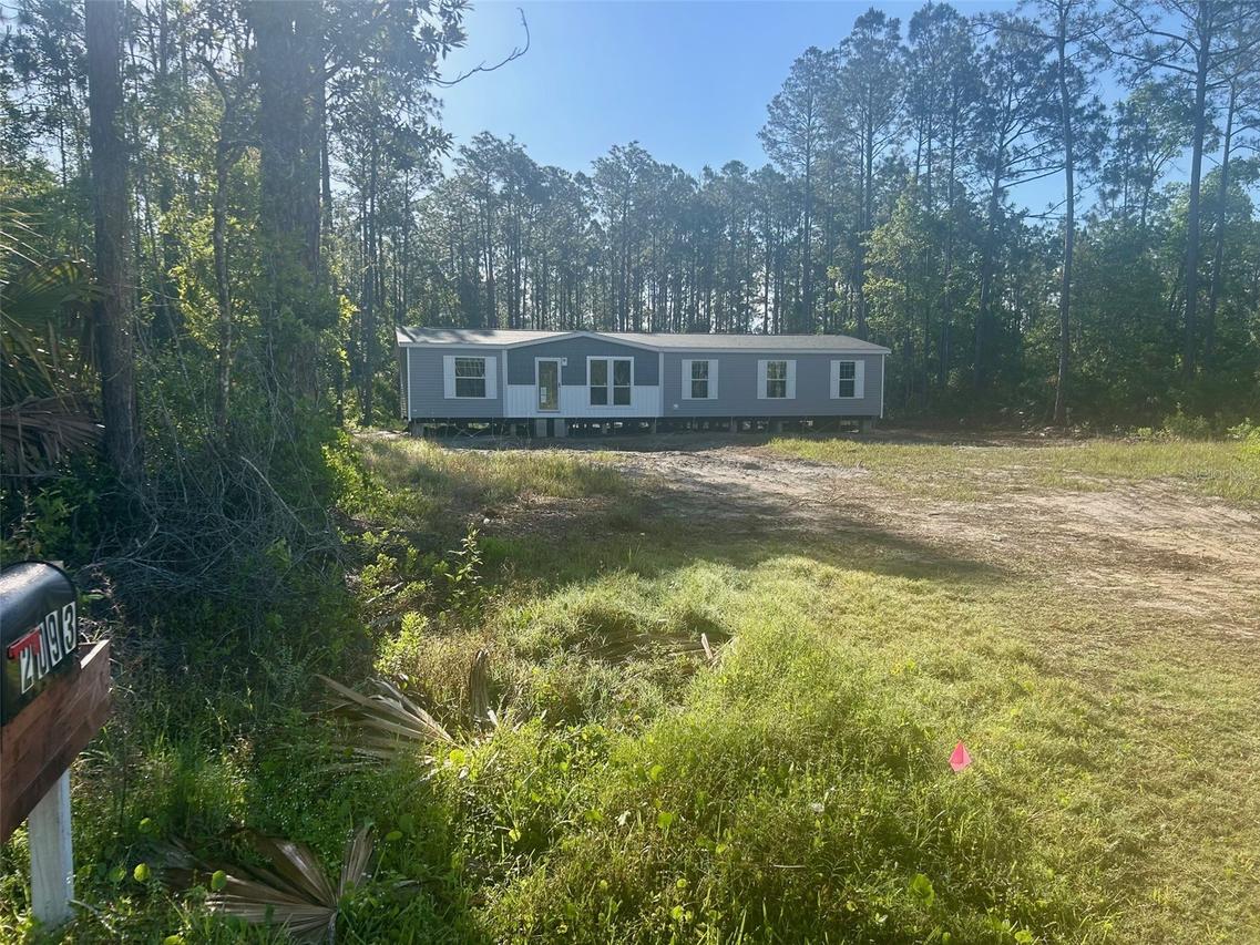 2093 Rosewood St., Bunnell, FL 32110