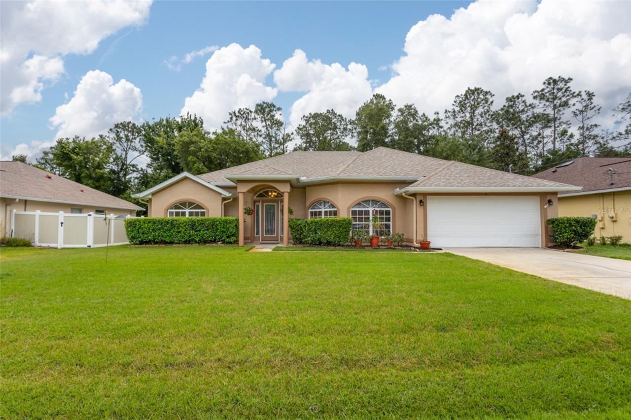 3 Zodiac Pl., Palm Coast, FL 32164