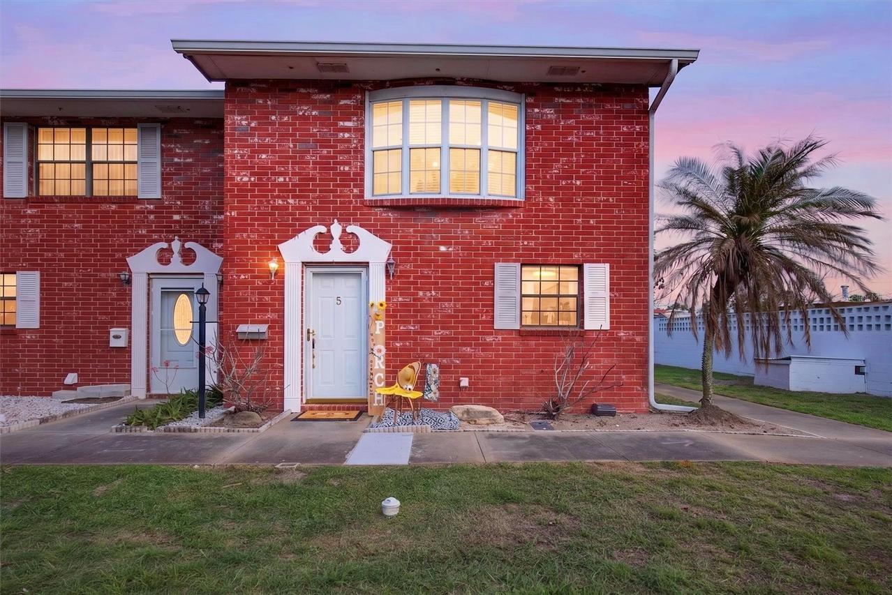 2250 S Palmetto Ave. #J-5, South Daytona, FL 32119