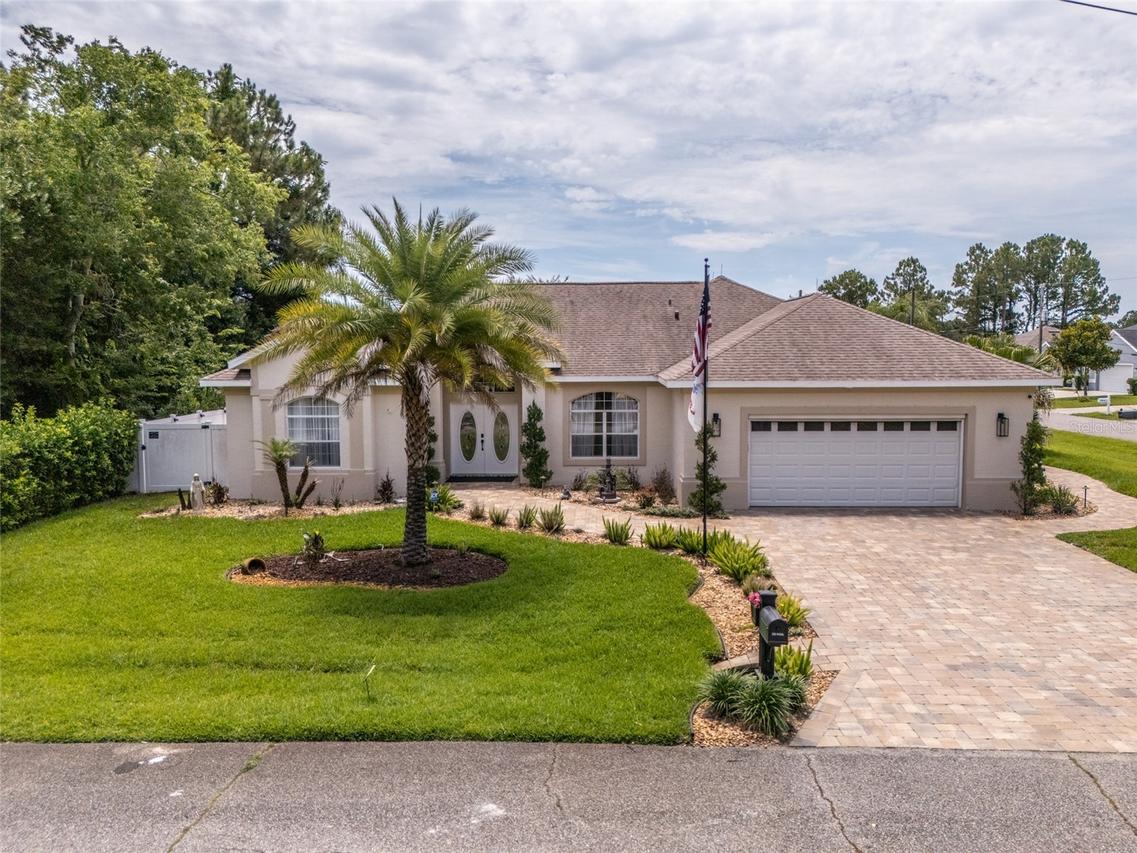 2 Felton Pl., Palm Coast, FL 32137