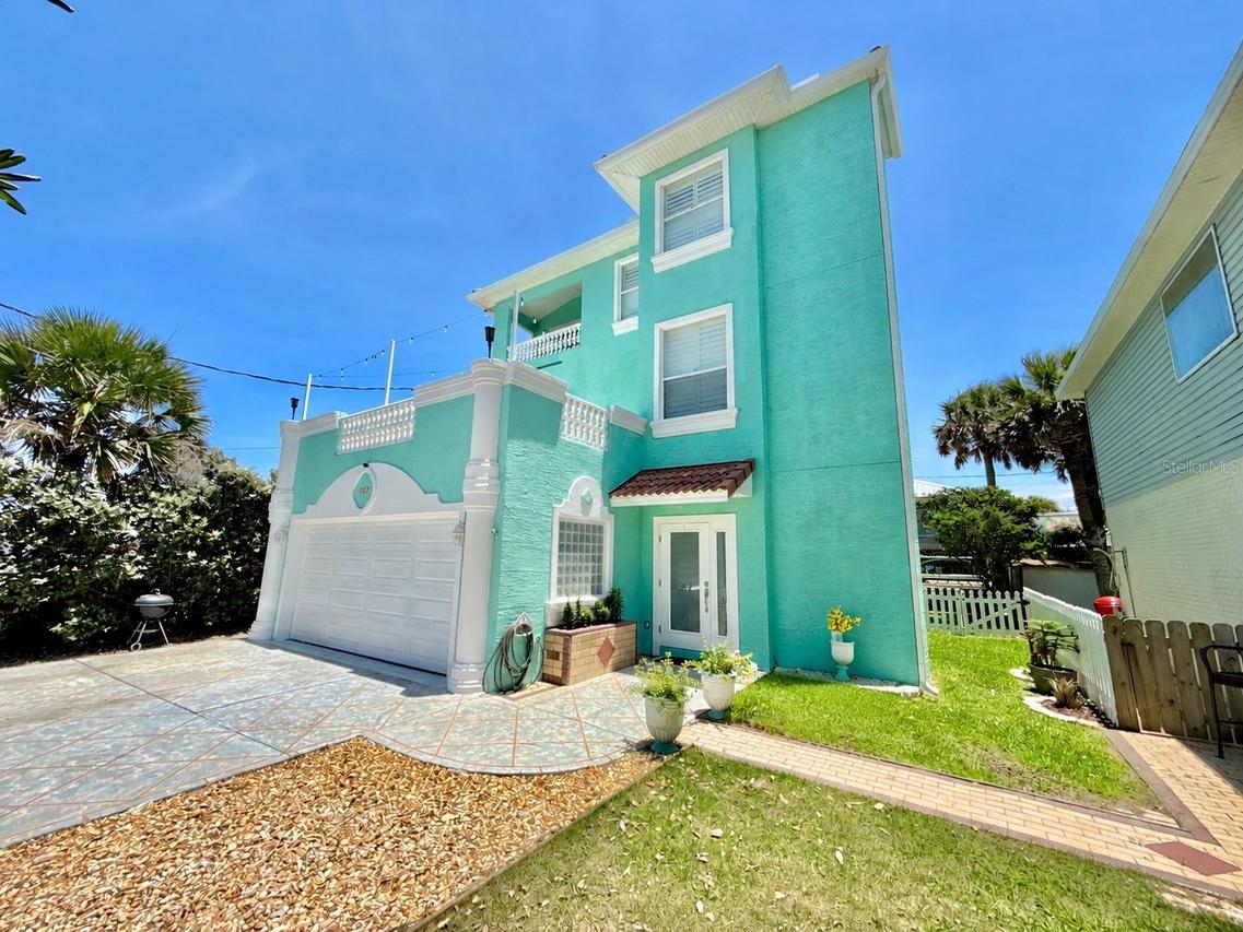 107 6th St., Flagler Beach, FL 32136