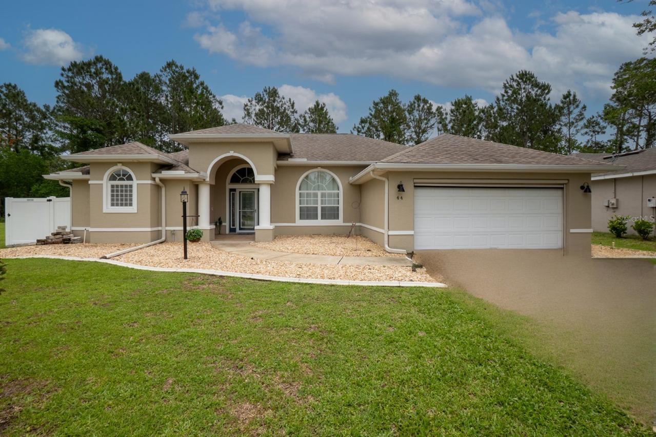 44 Leidel Dr., Palm Coast, FL 32137