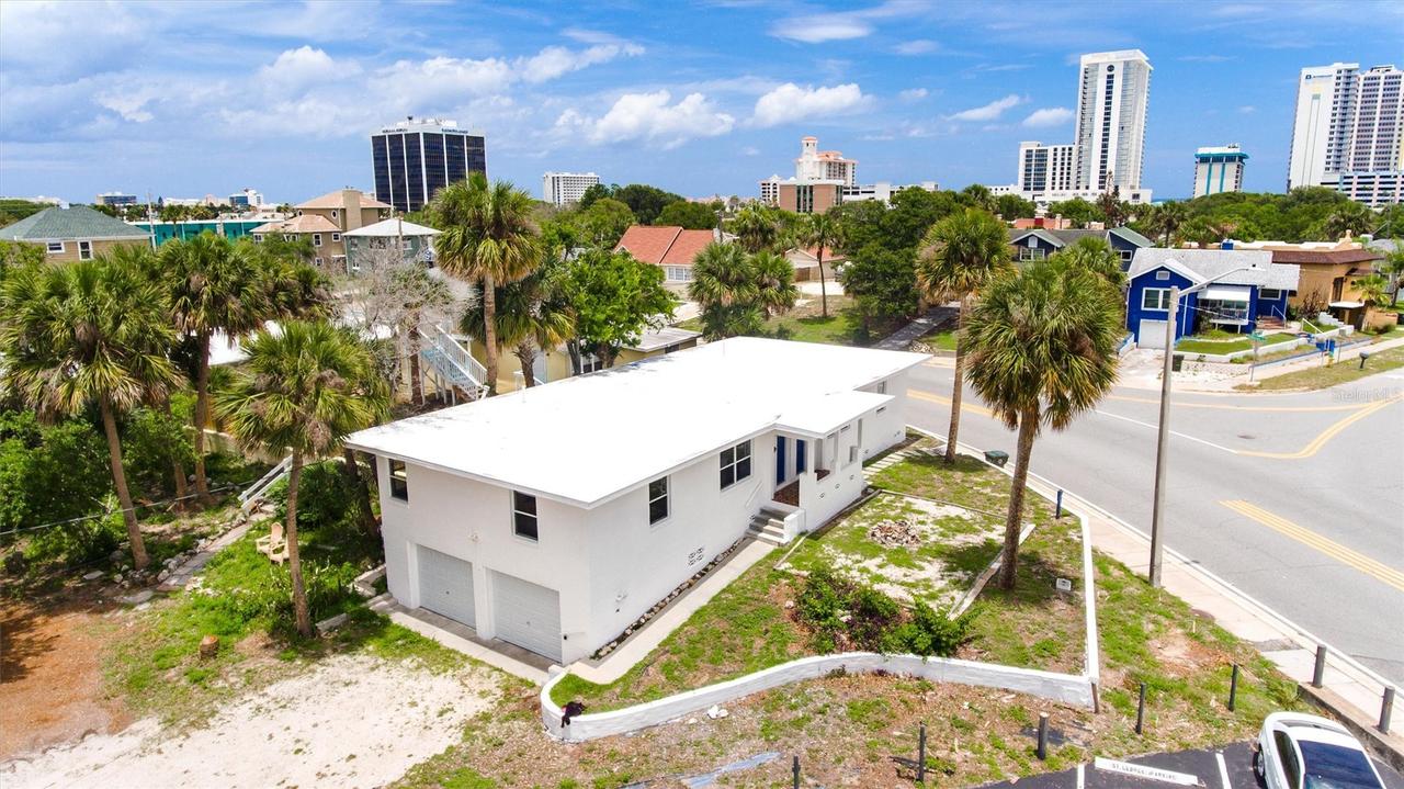 419 N Peninsula Dr., Daytona Beach, FL 32118