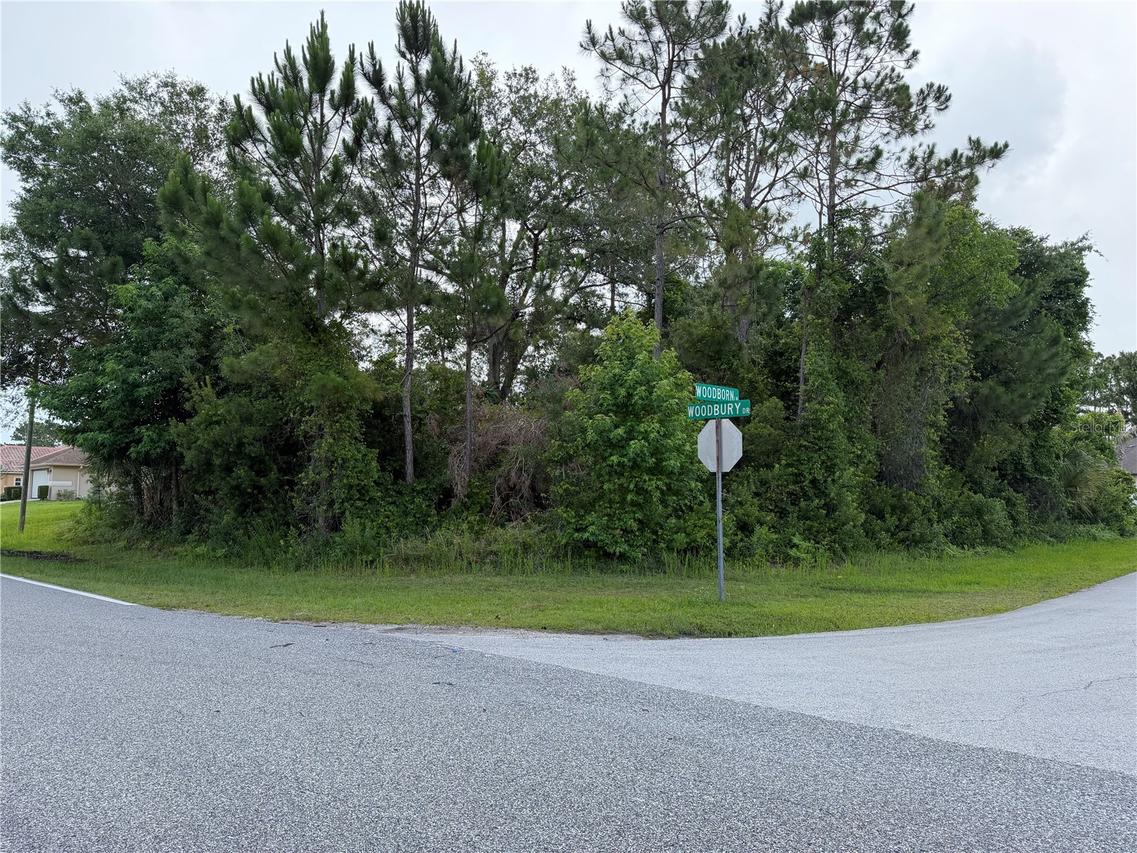 50 Woodbury Dr., Palm Coast, FL 32164