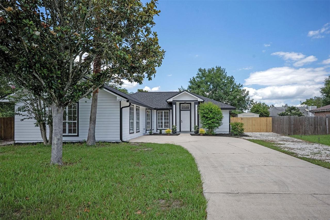 3210 Sarahs Ct., Green Cove Springs, FL 32043