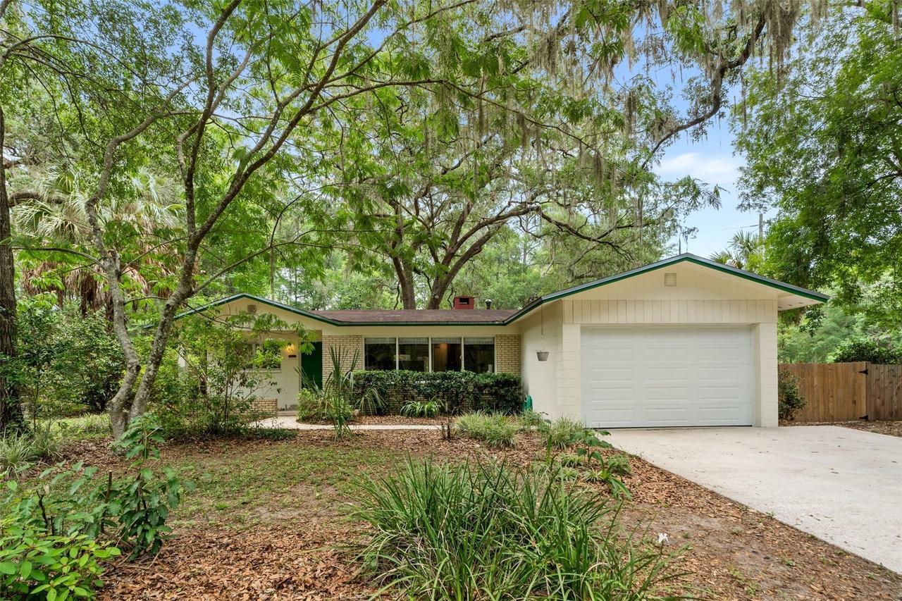 805 NW 39th Dr., Gainesville, FL 32605