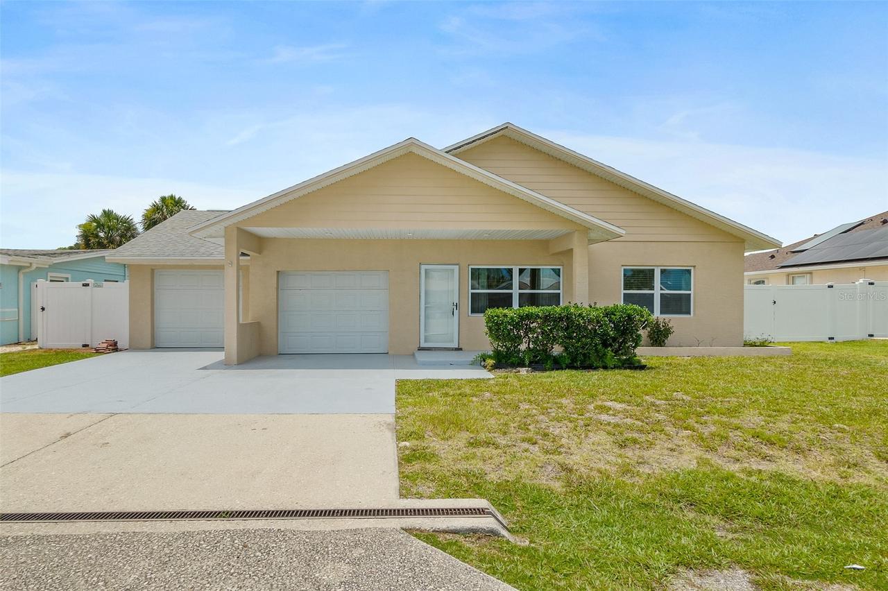 143 Avalon Ave., Flagler Beach, FL 32136