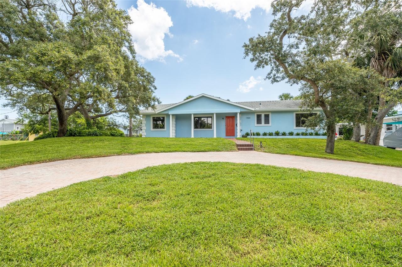 1460 N Peninsula Dr., Daytona Beach, FL 32118