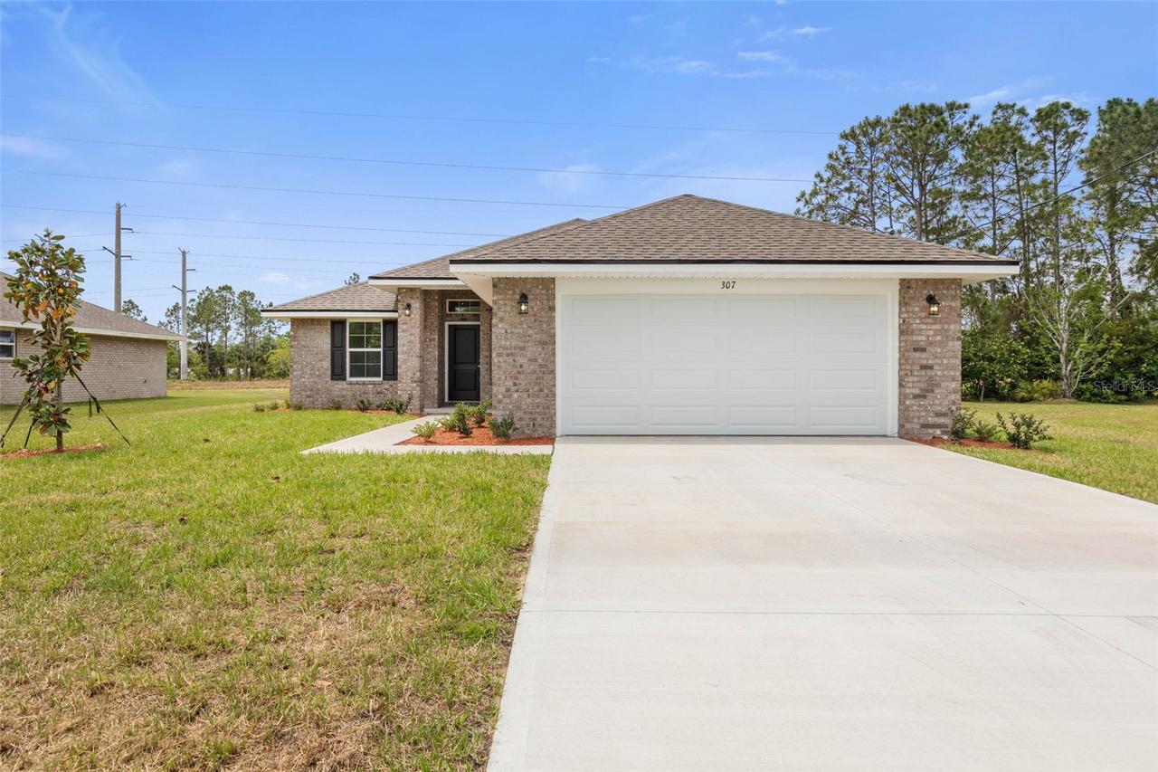 14 Sleeping Beauty Pl., Palm Coast, FL 32164