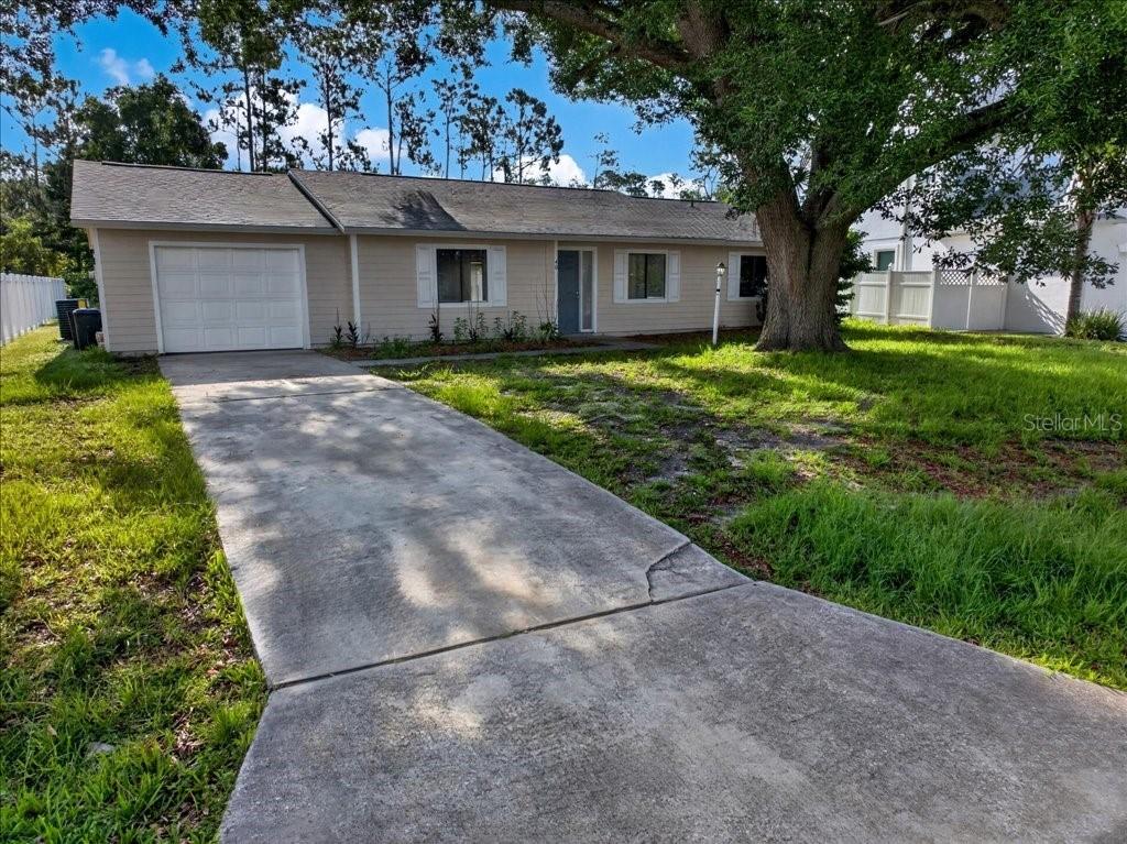 40 Boulder Rock Dr., Palm Coast, FL 32137