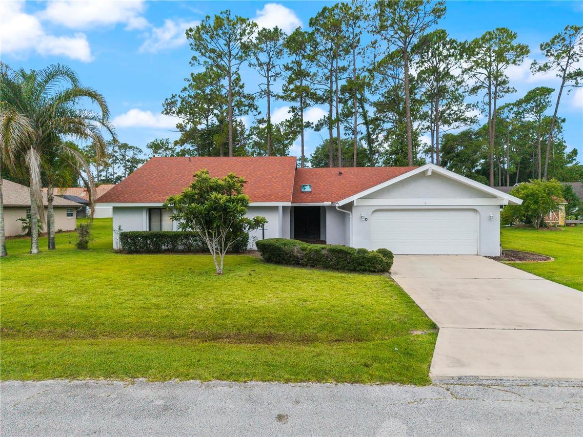 10 Village Ln., Palm Coast, FL 32164