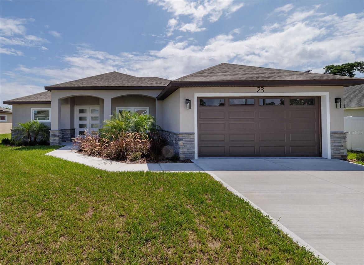 10 Rainer Pl., Palm Coast, FL 32164