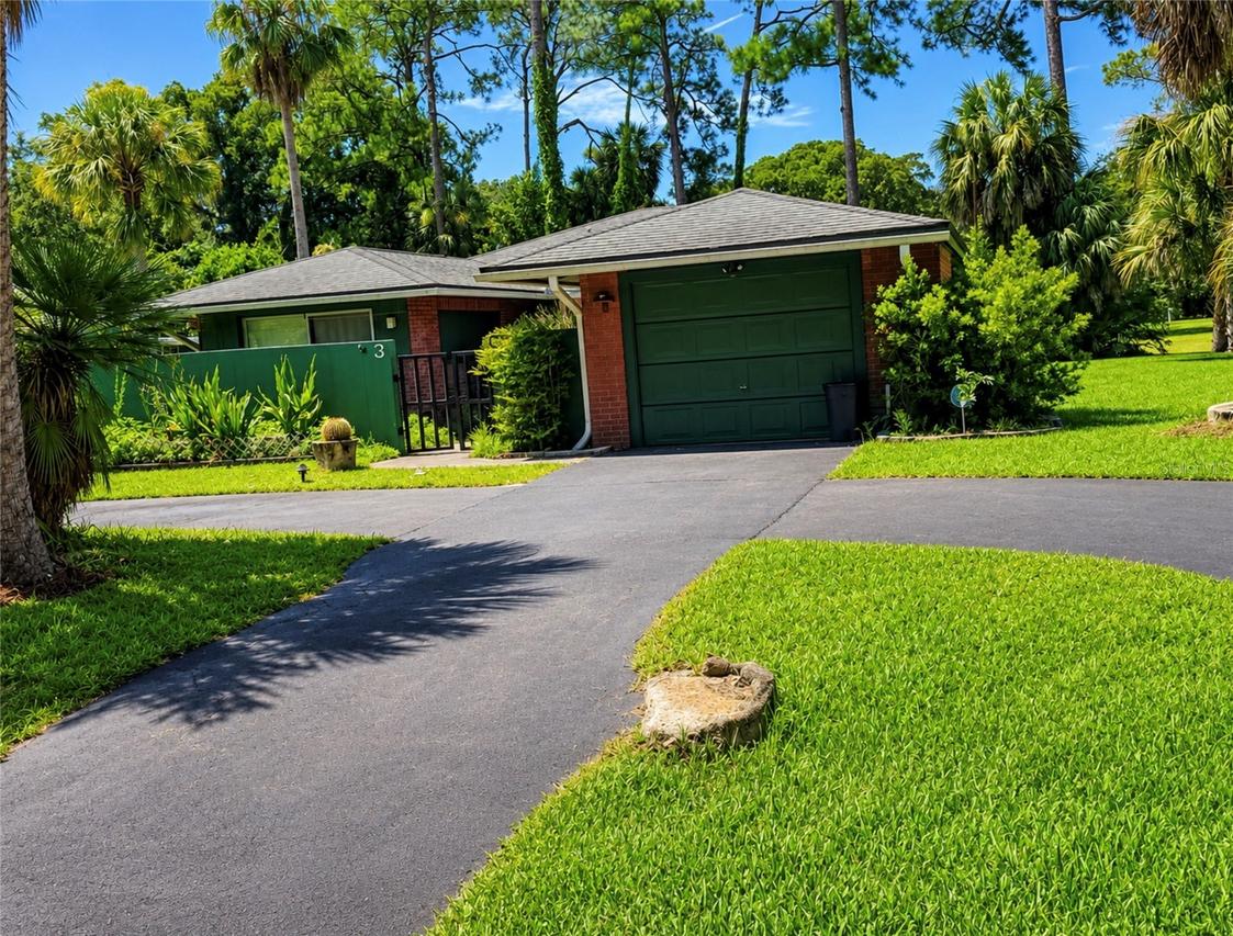 3 Crompton Pl., Palm Coast, FL 32137