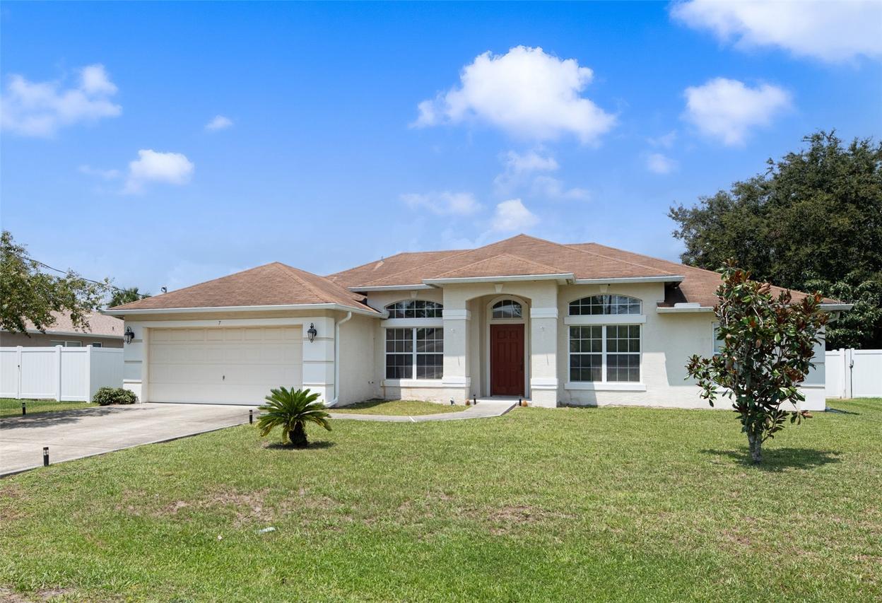 7 Phoenix Ln., Palm Coast, FL 32164