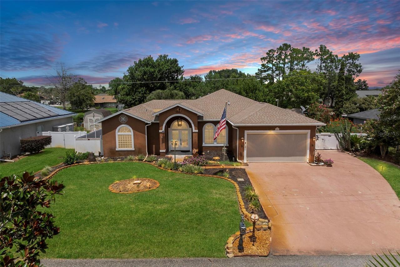 52 Buttonworth Dr., Palm Coast, FL 32137