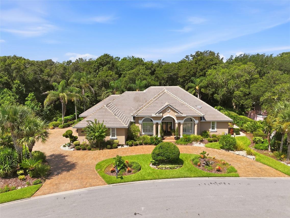 5 Roma Ct., Palm Coast, FL 32137