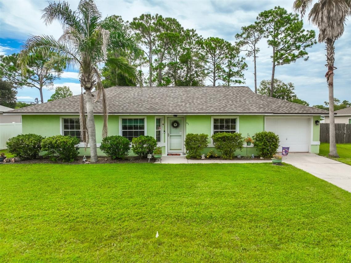 45 Pershing Ln., Palm Coast, FL 32164