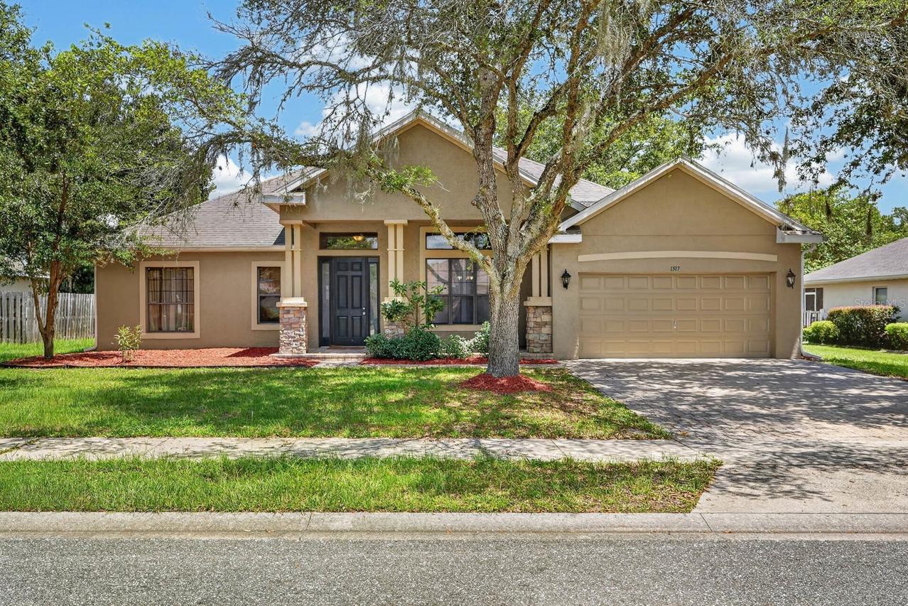 1517 Clapton Dr., Deland, FL 32720