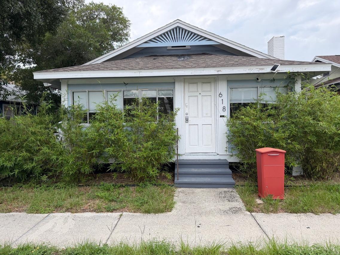 618 15th St., St Petersburg, FL 33701
