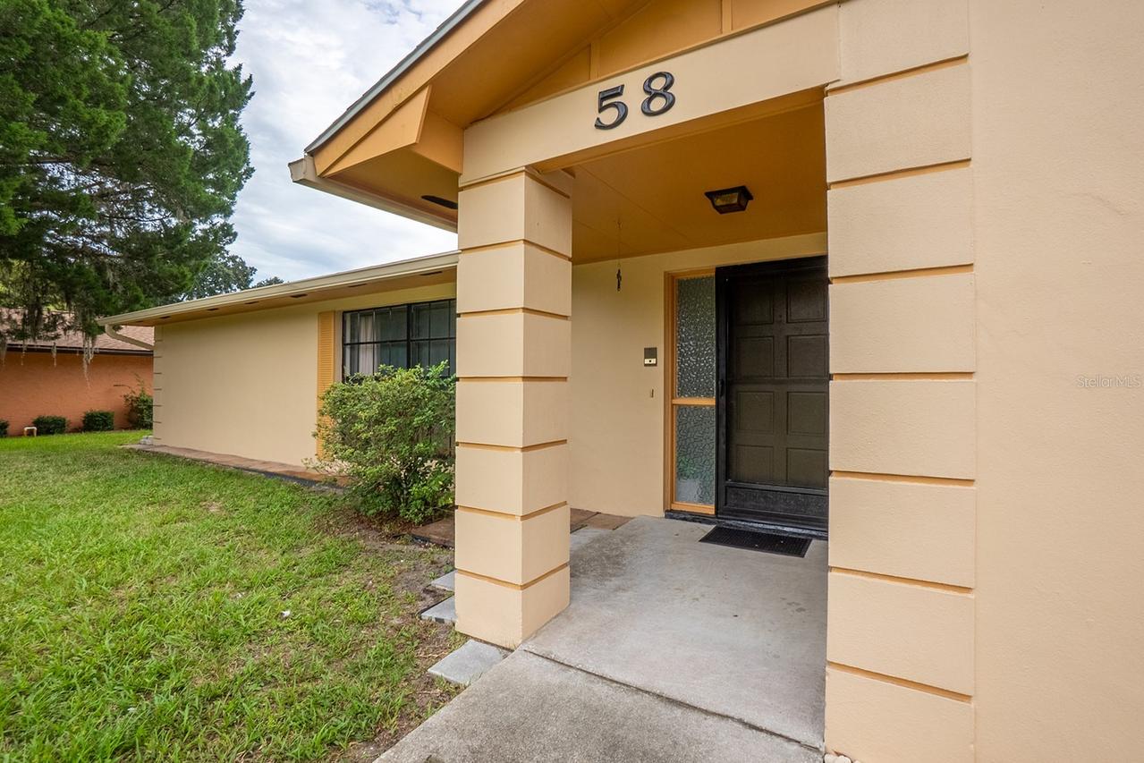 58 Black Bear Ln., Palm Coast, FL 32137