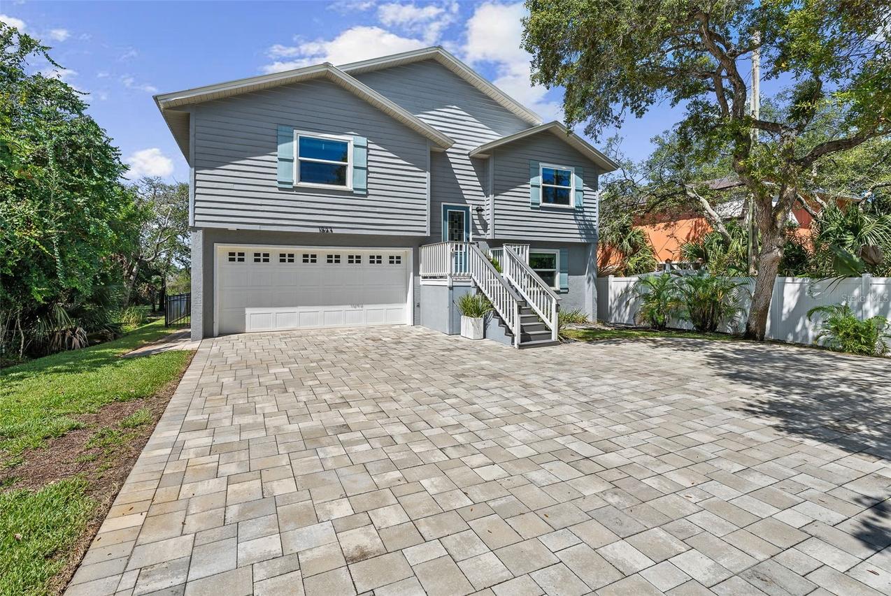 1843 Oak Pl., Flagler Beach, FL 32136
