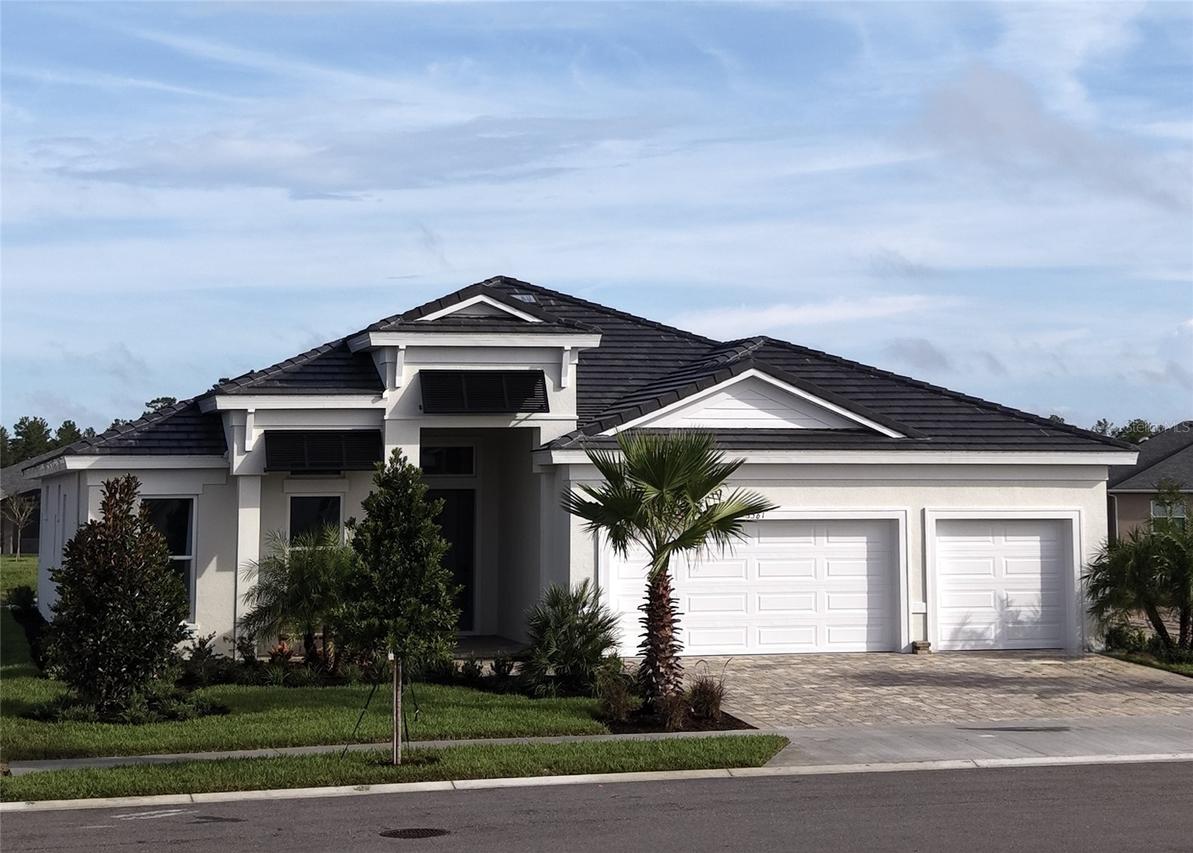 1561 Lake Bank Ln., Deland, FL 32724