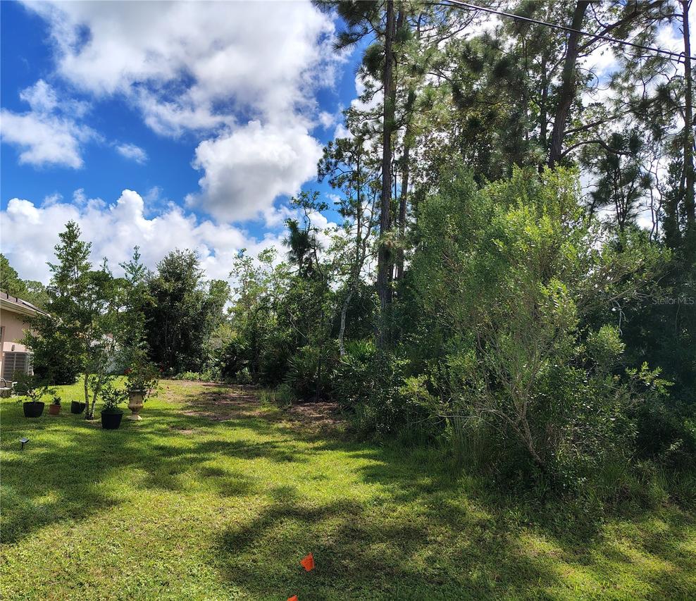 8 Ryding Ln., Palm Coast, FL 32164