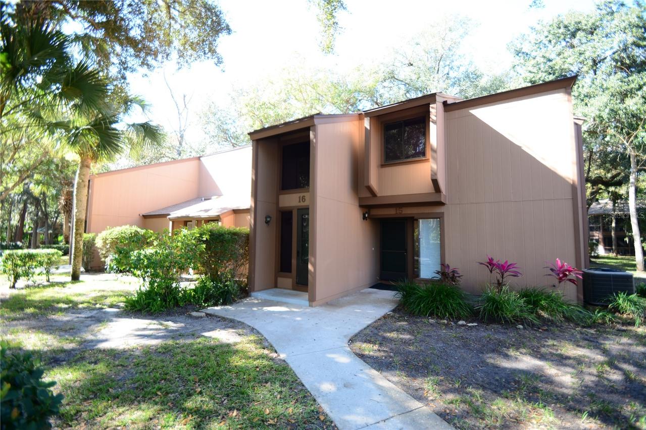 16 Oakmont Ct., Palm Coast, FL 32137
