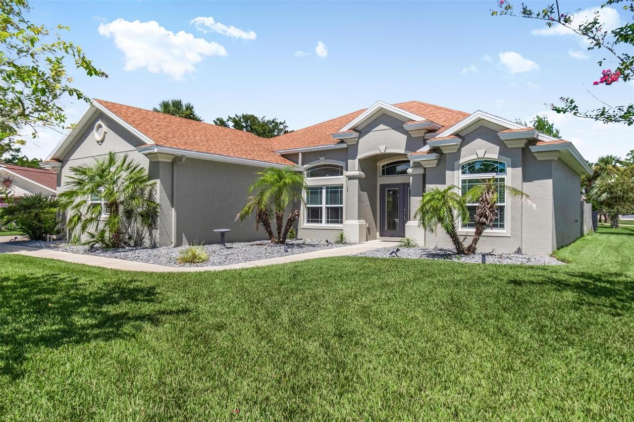 3 Canarsie Pl., Palm Coast, FL 32137