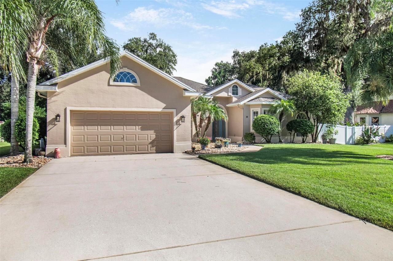 8 River Oaks Way, Palm Coast, FL 32137