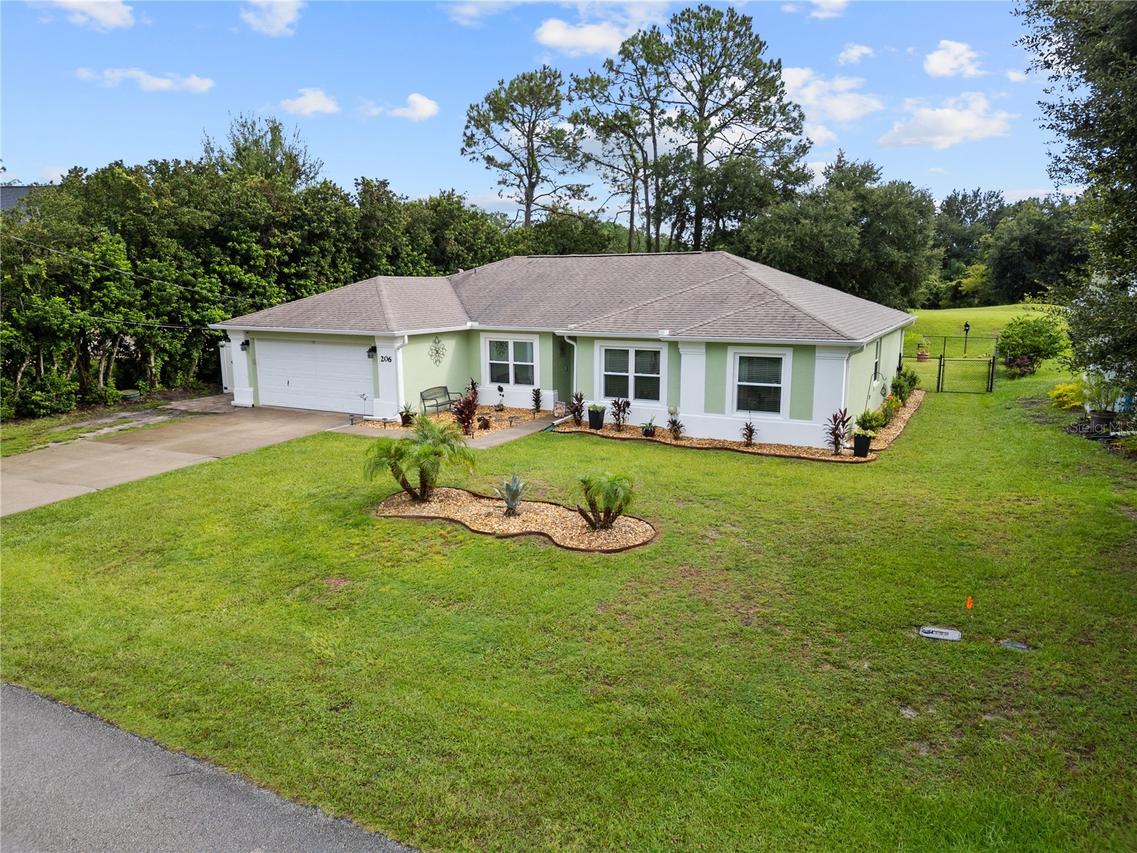 206 London Dr., Palm Coast, FL 32137