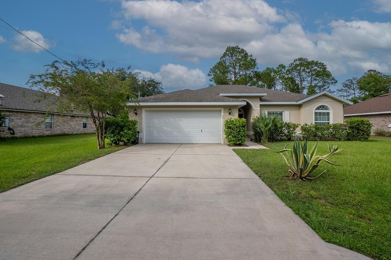 33 Ranshire Ln., Palm Coast, FL 32164