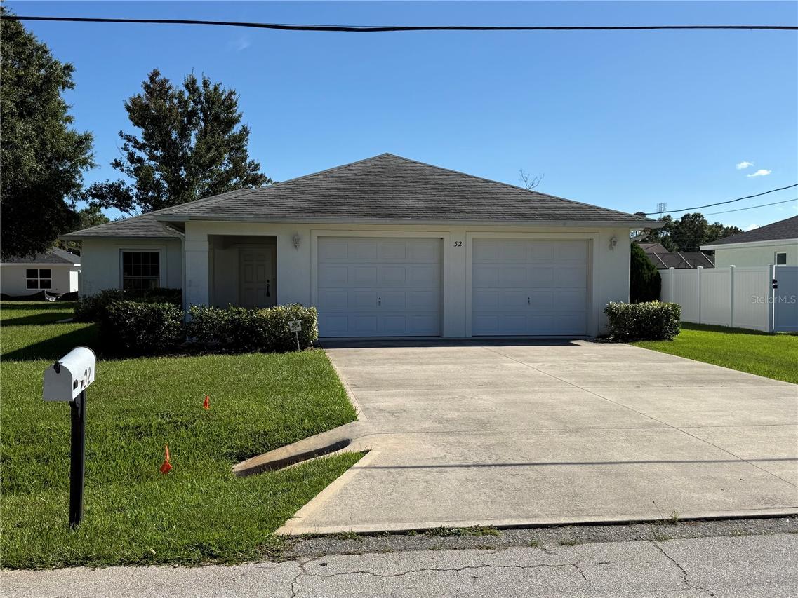 32 Raeland Ln., Palm Coast, FL 32164