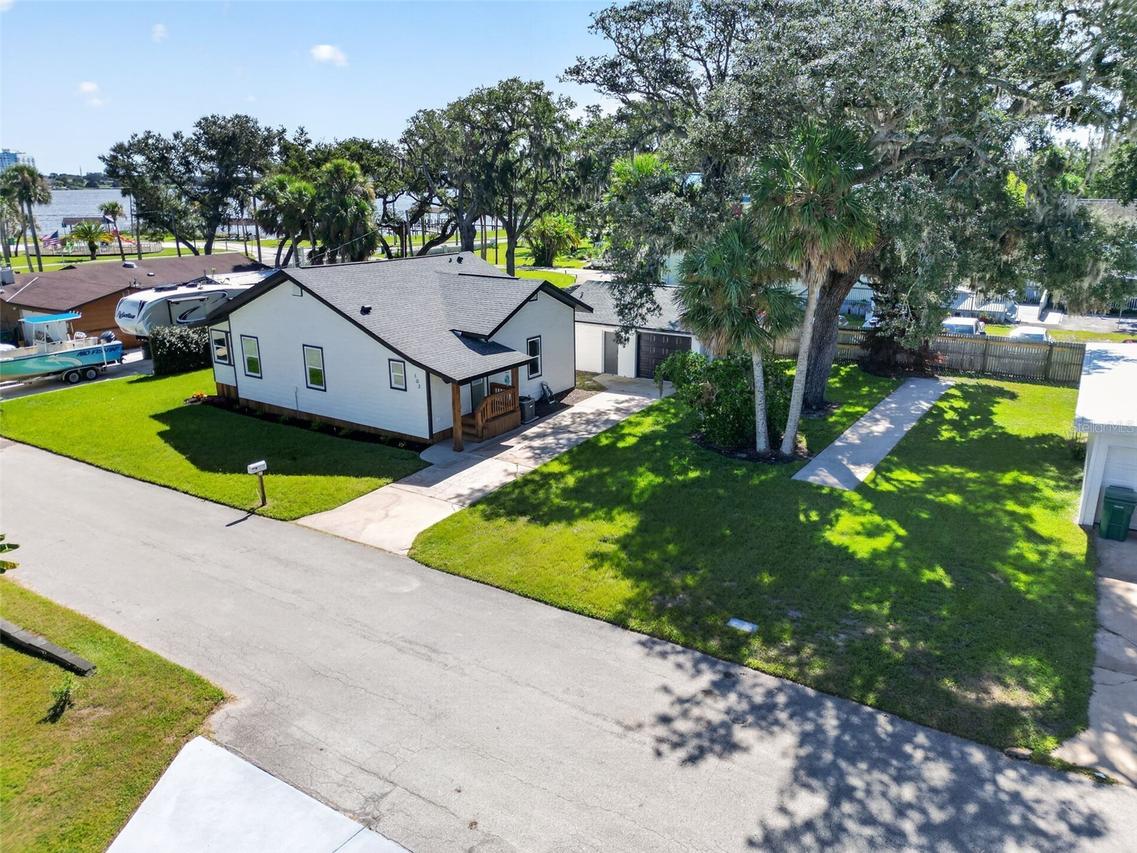103 Park Cir., Holly Hill, FL 32117